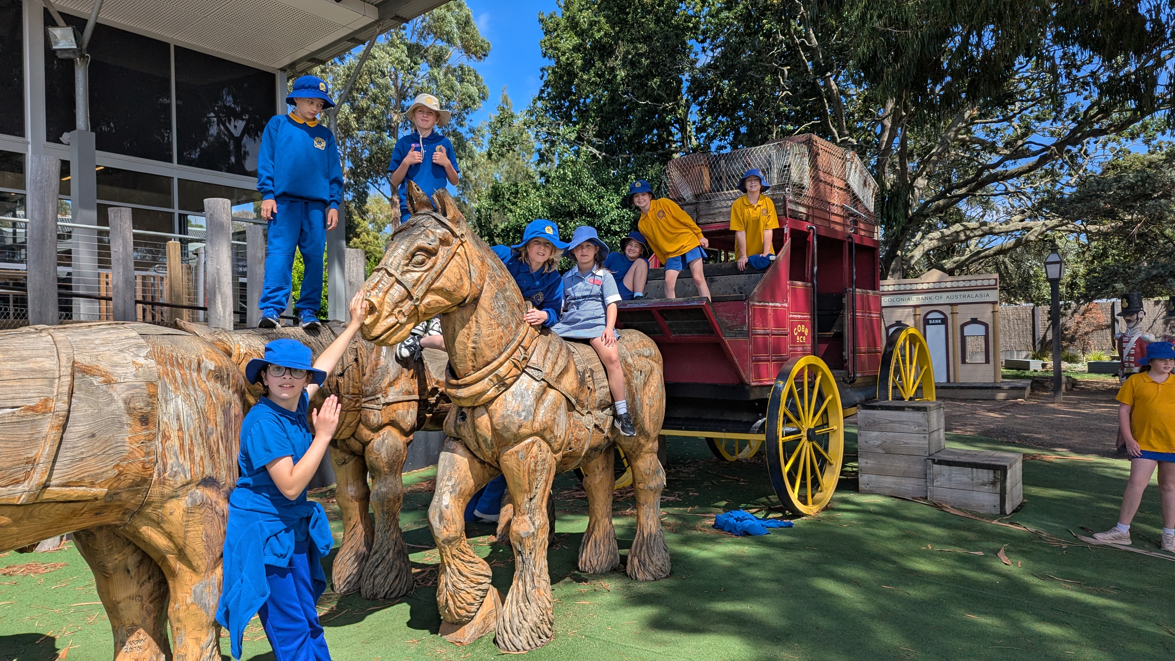 /uploaded_files/media/gallery/1775532692Horsing around at lunchtime.jpg